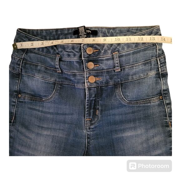 Refuge Ultra High Rise Skinny Jeans Light Wash 3 Button Button Size 8 - Picture 5 of 10